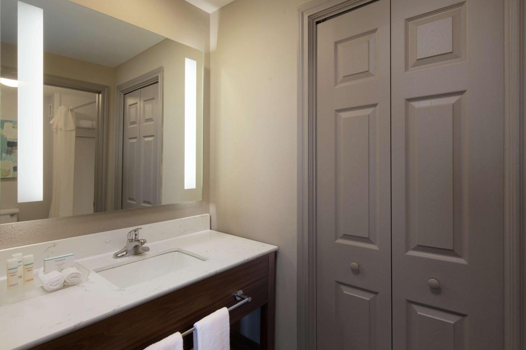 Homewood Suites By Hilton Λούμποκ Εξωτερικό φωτογραφία